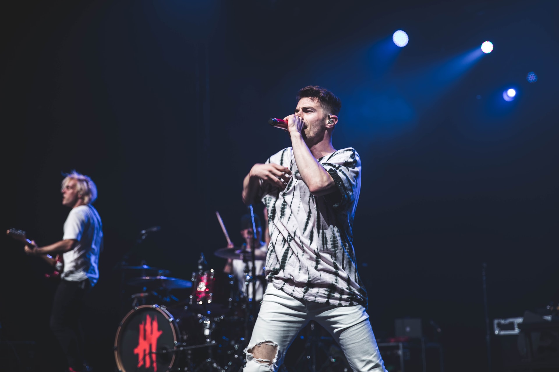 Fashion meets music at “Connect Da Love”